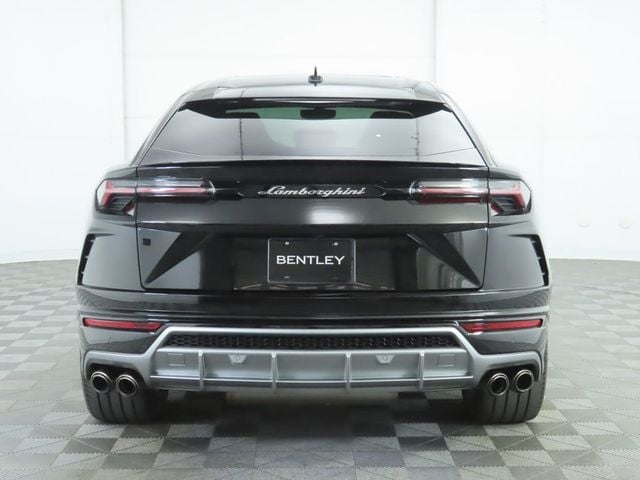 2020 Lamborghini Urus Base photo 6