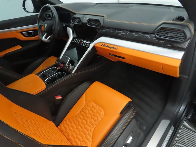 2020 Lamborghini Urus AWD - 22948232 - 17