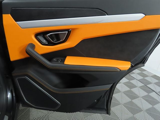 2020 Lamborghini Urus AWD - 22948232 - 27