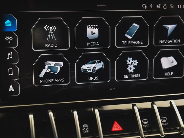 2020 Lamborghini Urus Base - 23007344 - 22