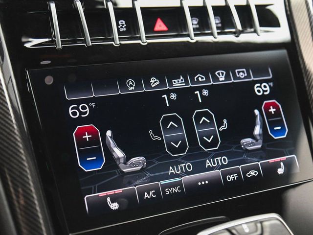 2020 Lamborghini Urus Base - 23007344 - 25