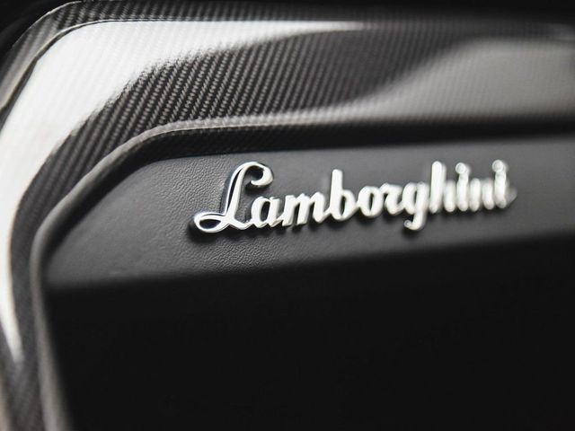 2020 Lamborghini Urus Base - 23007344 - 44