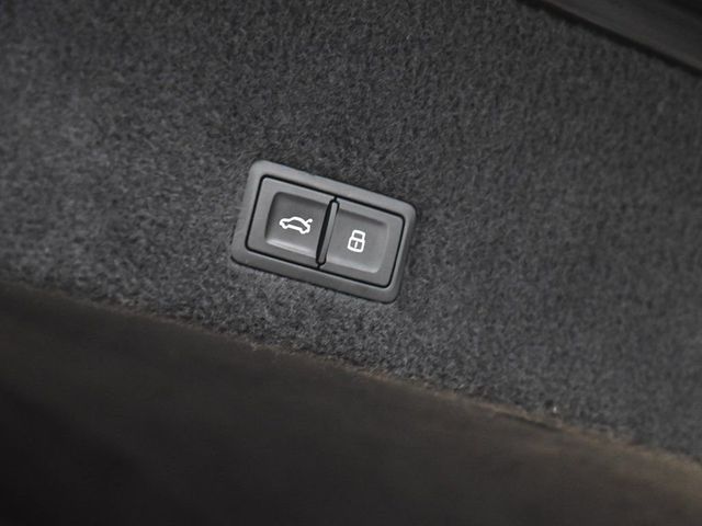 2020 Lamborghini Urus Base - 23007344 - 52