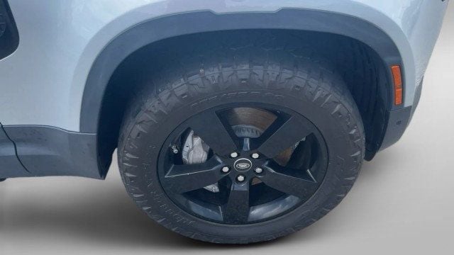 2020 Land Rover Defender 110 First Edition AWD - 23035066 - 9