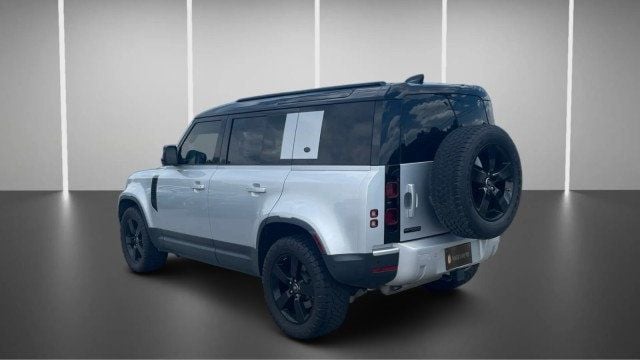 2020 Land Rover Defender 110 First Edition AWD - 23035066 - 11