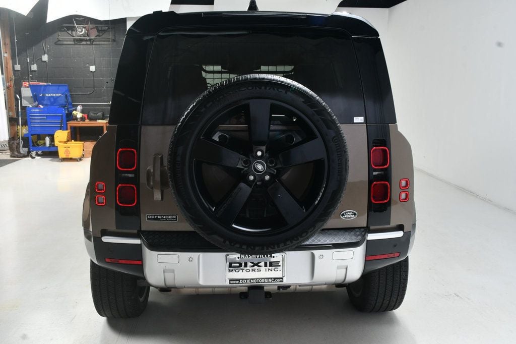 2020 Land Rover Defender 110 photo 9