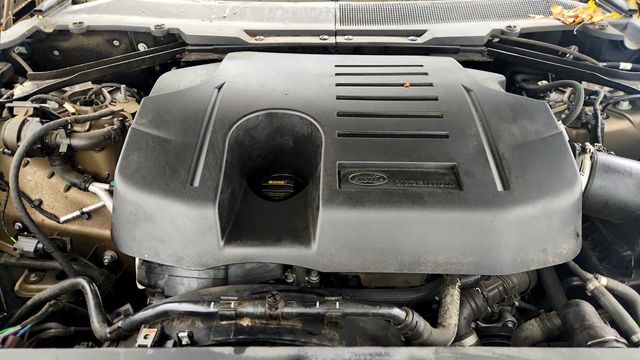 2020 Land Rover Defender 110 First Edition AWD - 22965166 - 25