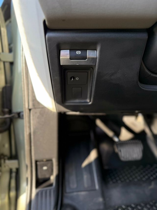 2020 Land Rover Defender 110 S AWD - 22976209 - 19