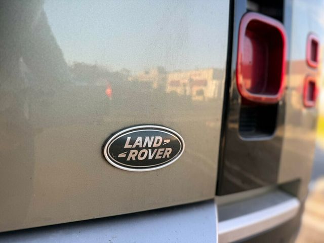 2020 Land Rover Defender 110 S AWD - 22976209 - 26