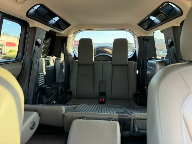 2020 Land Rover Defender 110 S AWD - 22976209 - 8