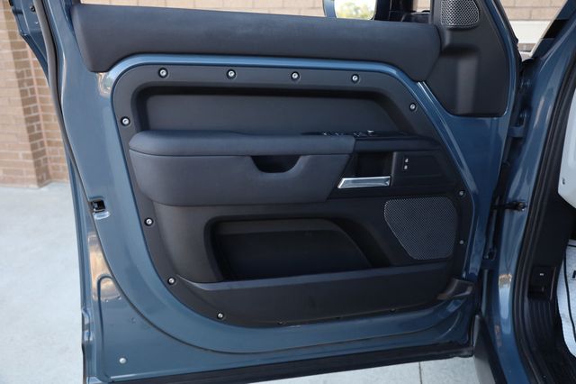 2020 Land Rover Defender 110 S AWD - 23013226 - 12