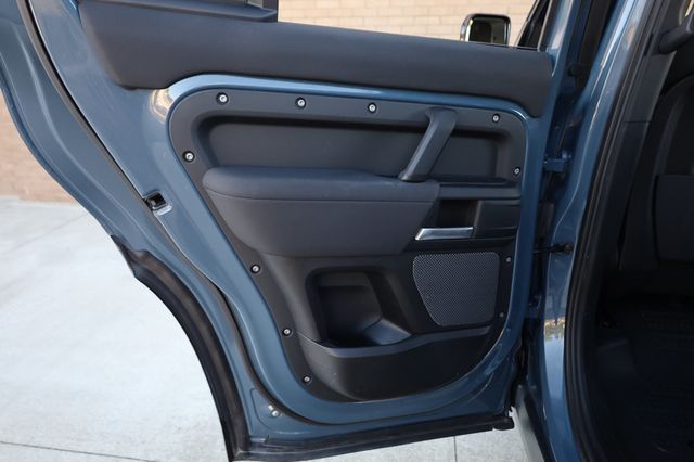 2020 Land Rover Defender 110 S AWD - 23013226 - 16