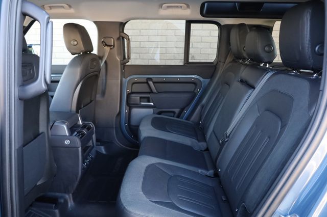 2020 Land Rover Defender 110 S AWD - 23013226 - 17