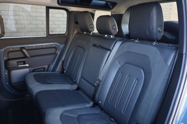 2020 Land Rover Defender 110 S AWD - 23013226 - 18