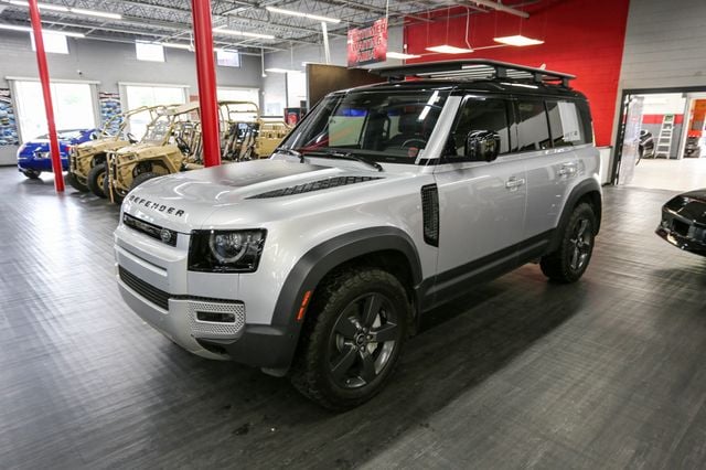 2020 Land Rover Defender 110 SE AWD - 23025834 - 1