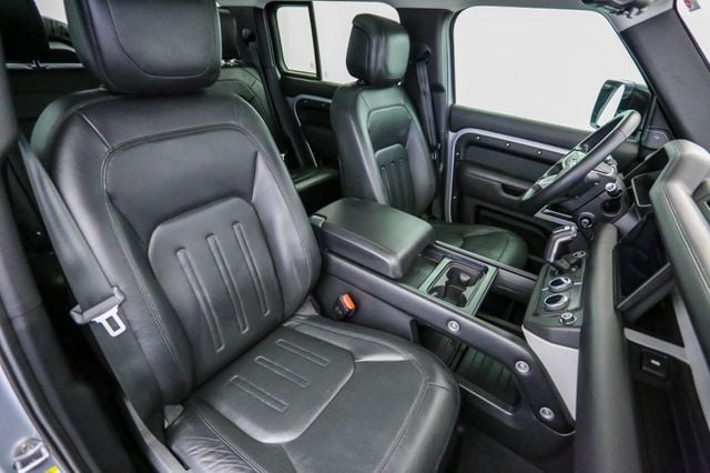2020 Land Rover Defender 110 SE AWD - 23025834 - 20