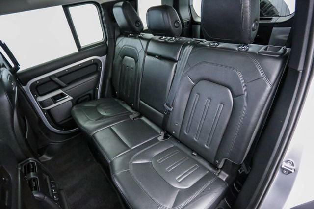 2020 Land Rover Defender 110 SE AWD - 23025834 - 24