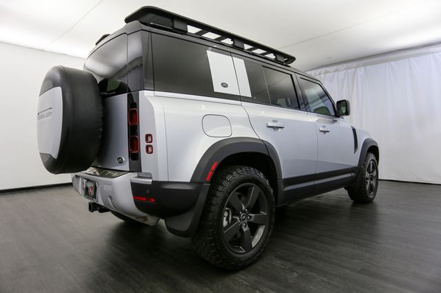 2020 Land Rover Defender 110 SE AWD - 23025834 - 29