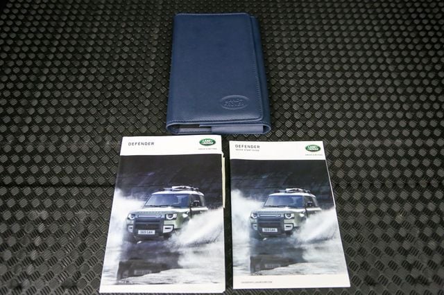 2020 Land Rover Defender 110 SE AWD - 23025834 - 40