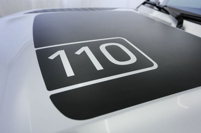 2020 Land Rover Defender 110 SE AWD - 23025834 - 61