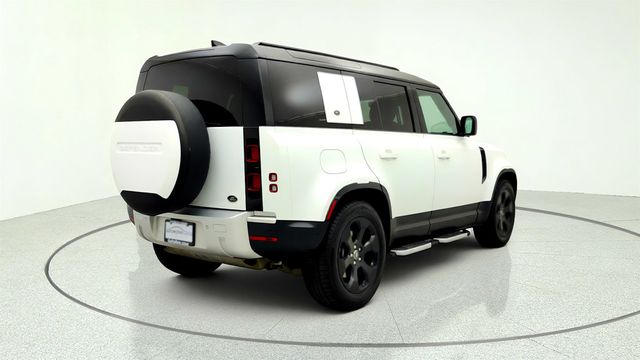 2020 Land Rover Defender 110 SE AWD w/ Black Pack, Fixed Side Steps & 20'' Wheels - 23029222 - 4