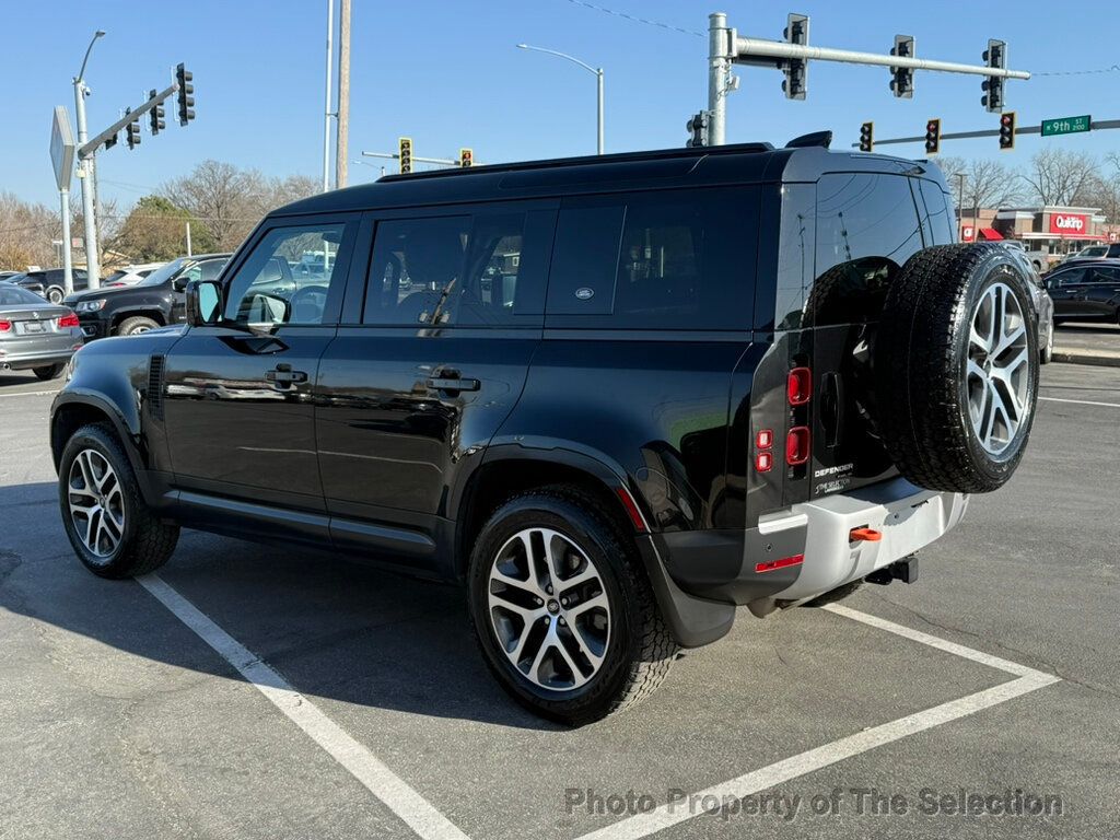 2020 Land Rover Defender 110 SE photo 11