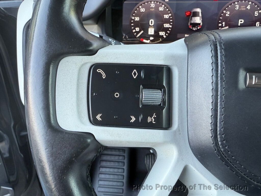 2020 Land Rover Defender 110 SE photo 23
