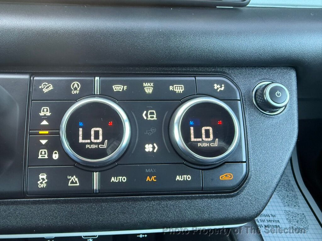 2020 Land Rover Defender 110 SE photo 33