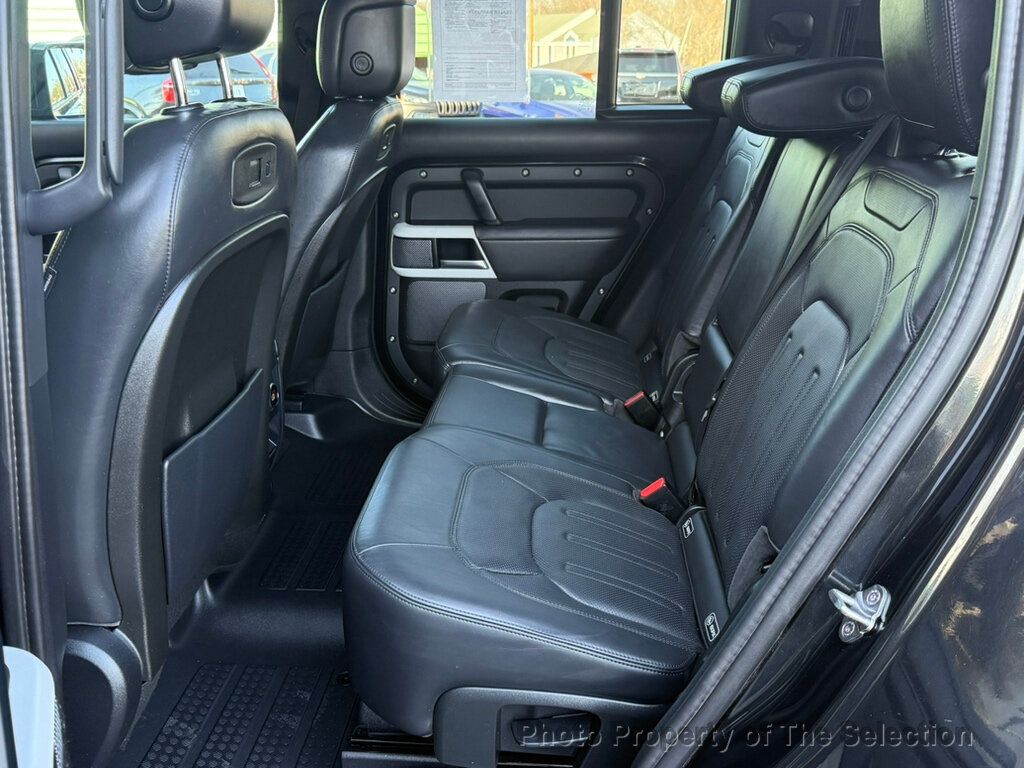 2020 Land Rover Defender 110 SE photo 36