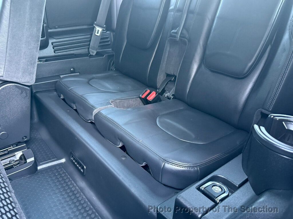 2020 Land Rover Defender 110 SE photo 39