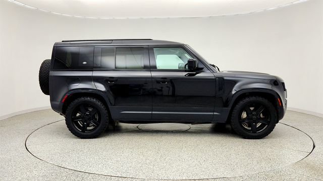 2020 Land Rover Defender 110 SE AWD w/ Premium Upgrade Interior & Panoramic Sunroof - 23035624 - 3