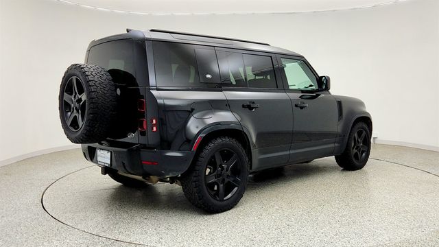 2020 Land Rover Defender 110 SE AWD w/ Premium Upgrade Interior & Panoramic Sunroof - 23035624 - 4