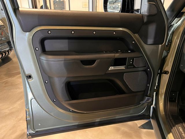 2020 Land Rover Defender 3rdRow/X/AWD/Htd&CldSeats/AdapCruise/PanoRoof/NAV/360Cam - 22961883 - 13