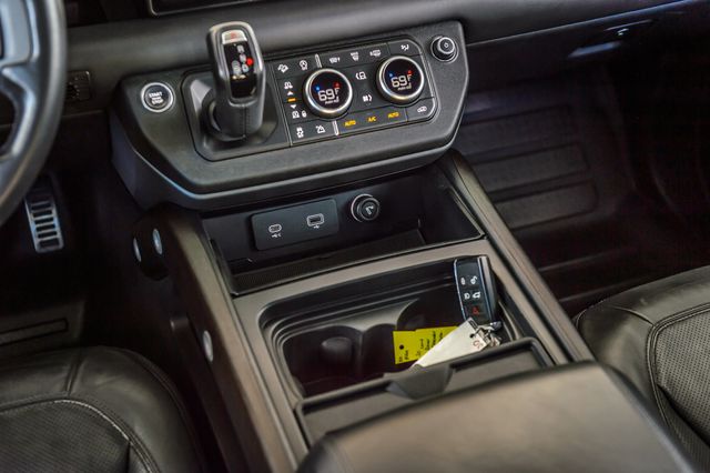 2020 Land Rover Defender DEFENDER 110 X AWD - NAV - PANO - BLUETOOTH - THIRD ROW - 23007548 - 35