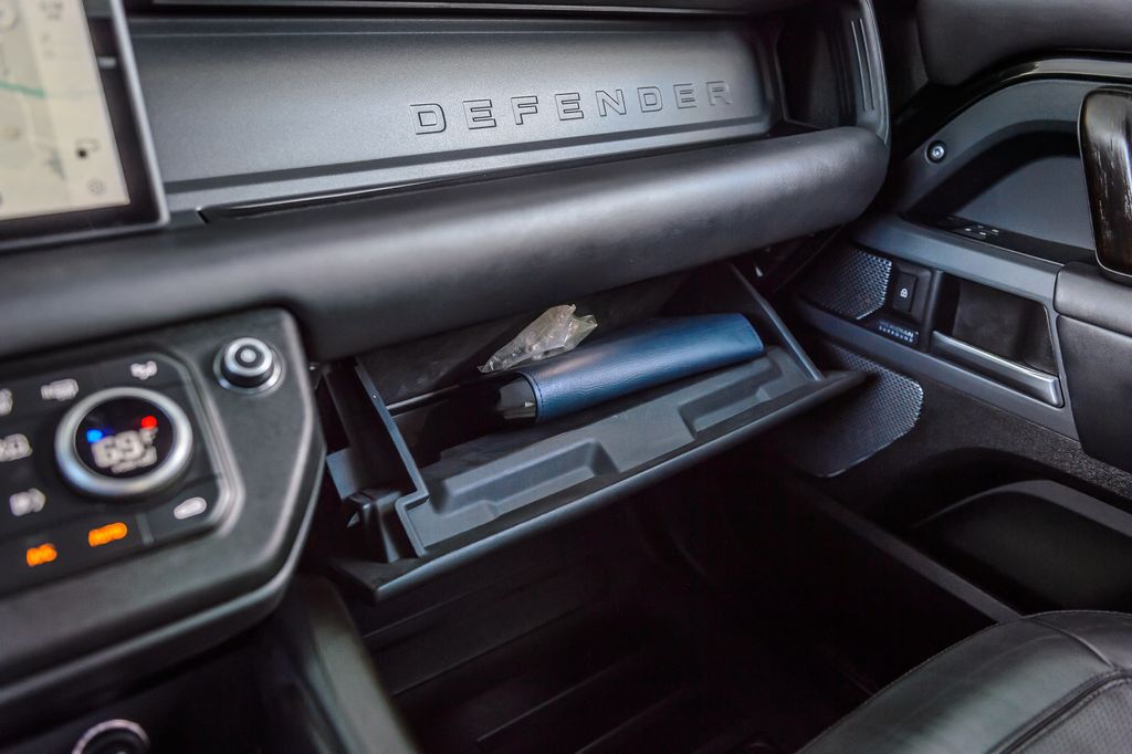 2020 Land Rover Defender DEFENDER 110 X AWD - NAV - PANO - BLUETOOTH - THIRD ROW - 23007548 - 41