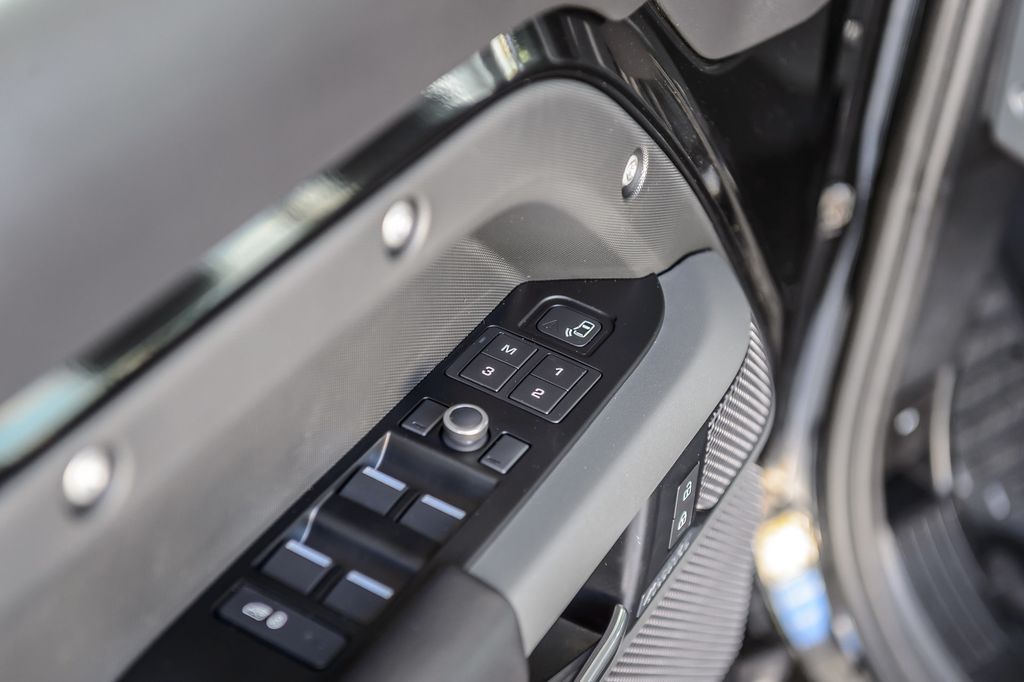 2020 Land Rover Defender DEFENDER 110 X AWD - NAV - PANO - BLUETOOTH - THIRD ROW - 23007548 - 57