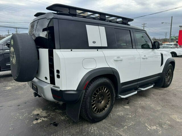 2020 Land Rover Defender LocalTrade/110/AWD/ExplorerPkg/HeatedSeats/BackupCamera/NAV - 22759618 - 4