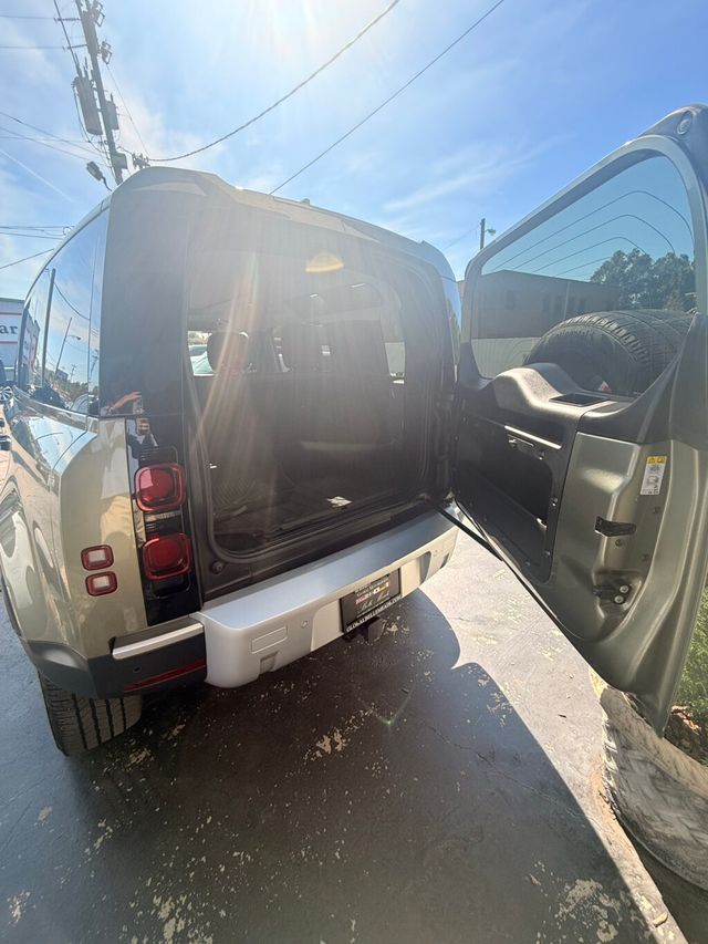 2020 Land Rover Defender LocalTrade/110-SE/BlackPkg/ColdClimatePkg/PanoramicRoof/NAV - 22911340 - 14