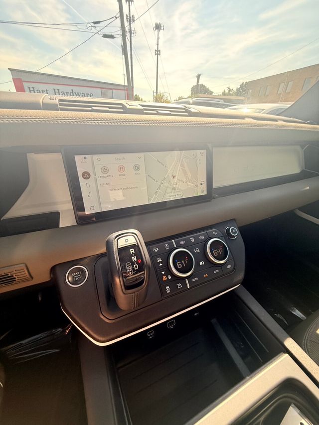2020 Land Rover Defender LocalTrade/110-SE/BlackPkg/ColdClimatePkg/PanoramicRoof/NAV - 22911340 - 25