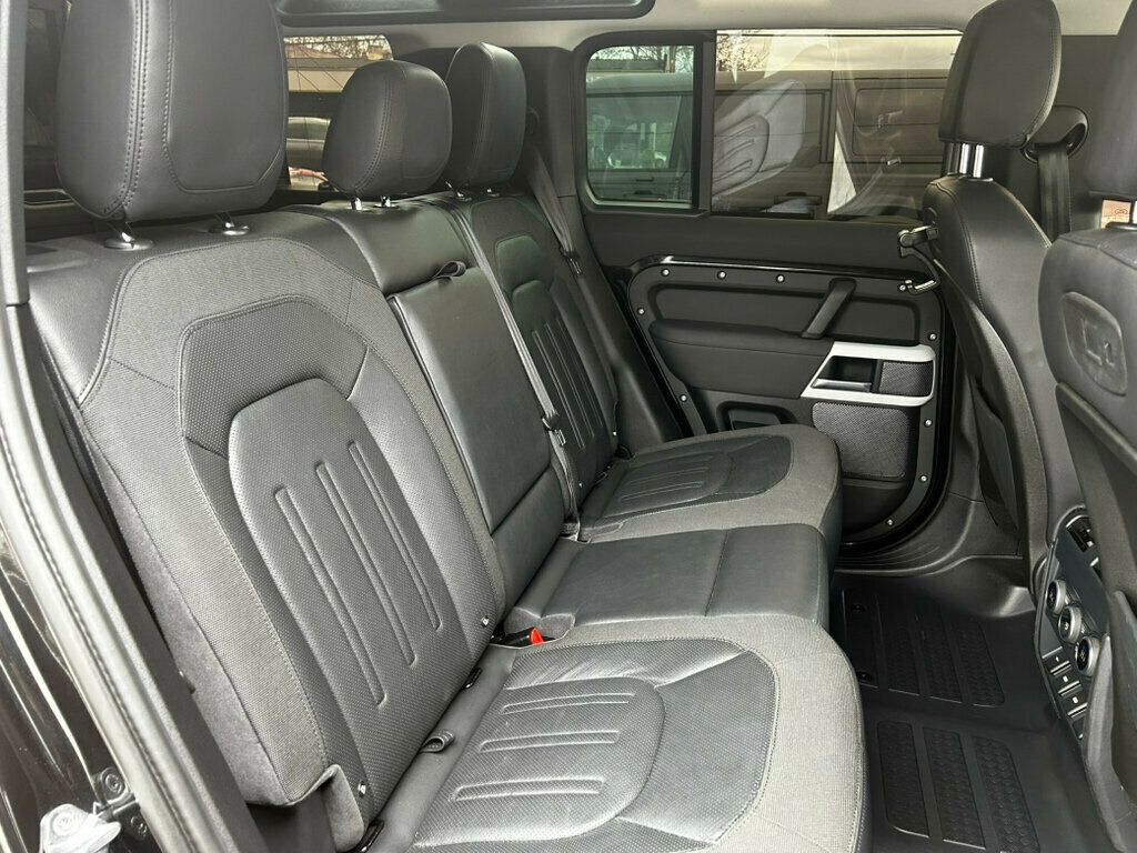 2020 Land Rover Defender MSRP$70935/AdvancedOffRoadPkg/PanoramicSunroof/BlindSpot/NAV - 22951187 - 17