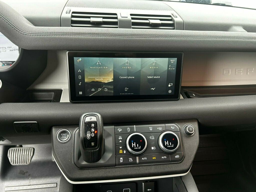 2020 Land Rover Defender MSRP$70935/AdvancedOffRoadPkg/PanoramicSunroof/BlindSpot/NAV - 22951187 - 26