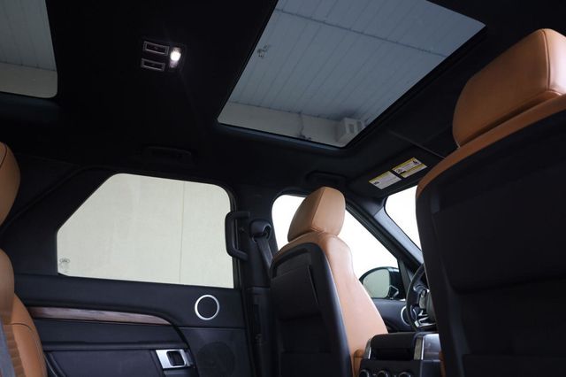 2020 Land Rover Discovery HSE - 23057717 - 26