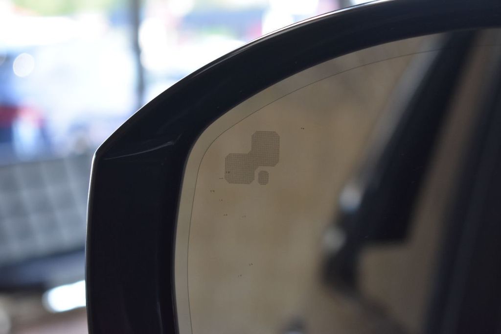 2020 Land Rover Discovery HSE Luxury V6 Supercharged - 22123531 - 14