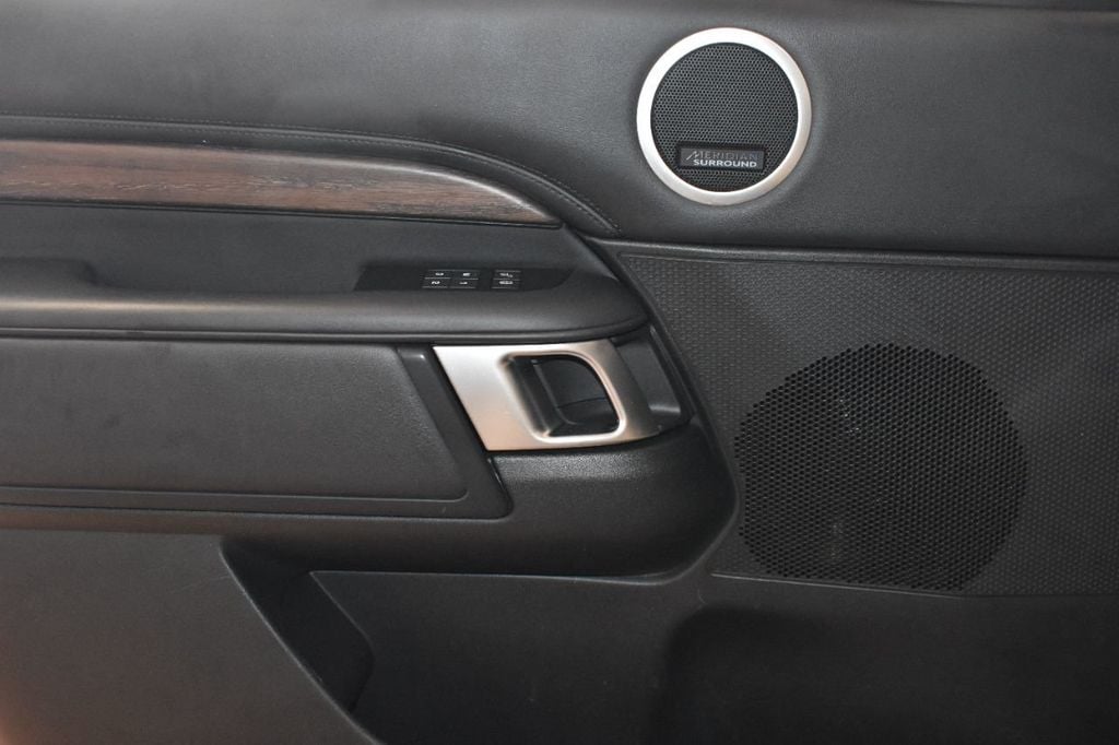 2020 Land Rover Discovery HSE Luxury V6 Supercharged - 22123531 - 15