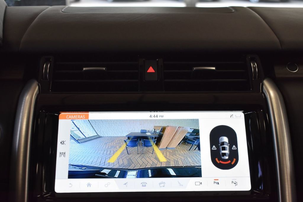 2020 Land Rover Discovery HSE Luxury V6 Supercharged - 22123531 - 26