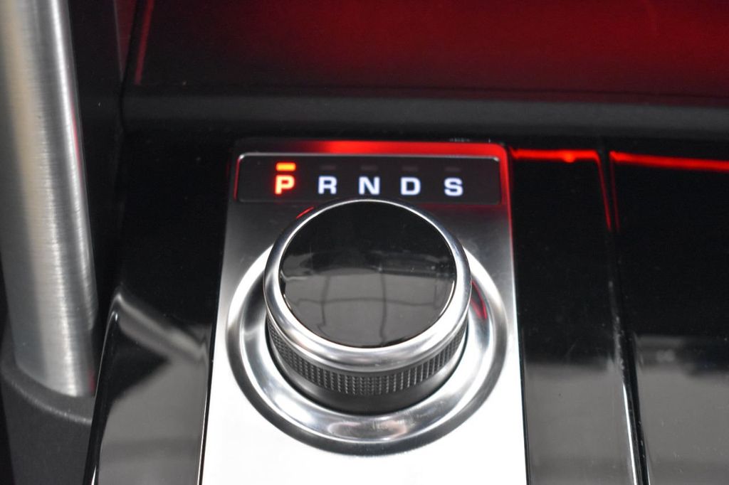 2020 Land Rover Discovery HSE Luxury V6 Supercharged - 22123531 - 28