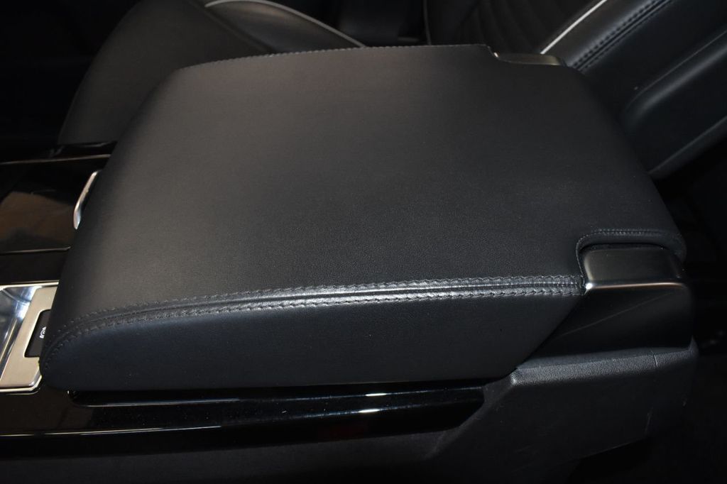 2020 Land Rover Discovery HSE Luxury V6 Supercharged - 22123531 - 30