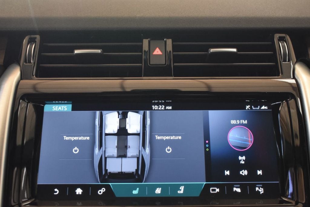 2020 Land Rover Discovery HSE photo 29