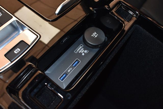 2020 Land Rover Discovery HSE V6 Supercharged - 22232758 - 32