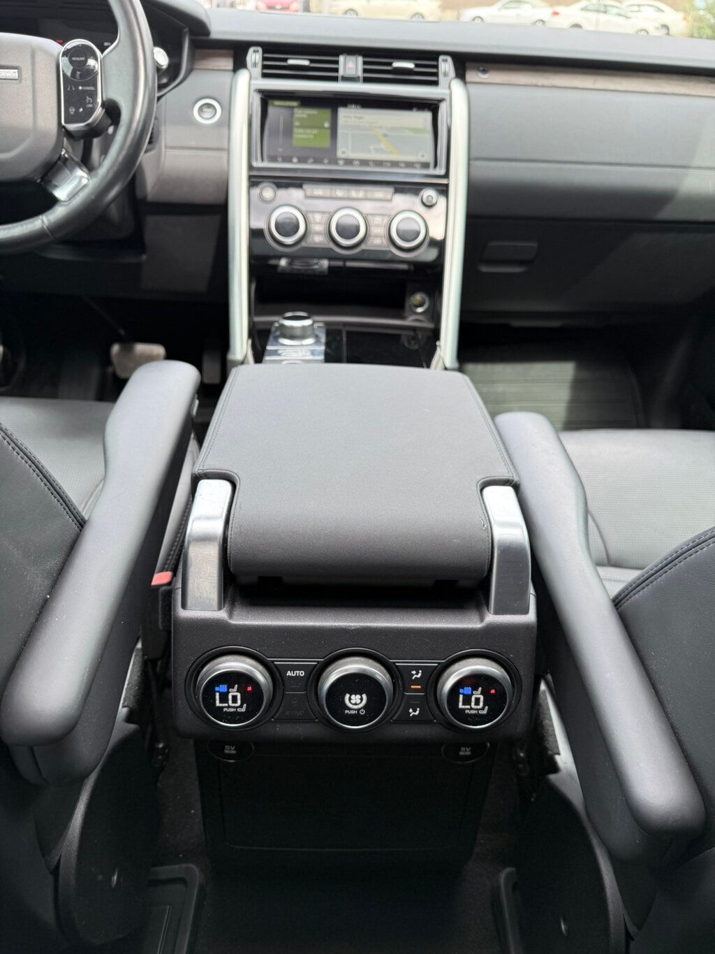 2020 Land Rover Discovery HSE V6 Supercharged - 22904730 - 41